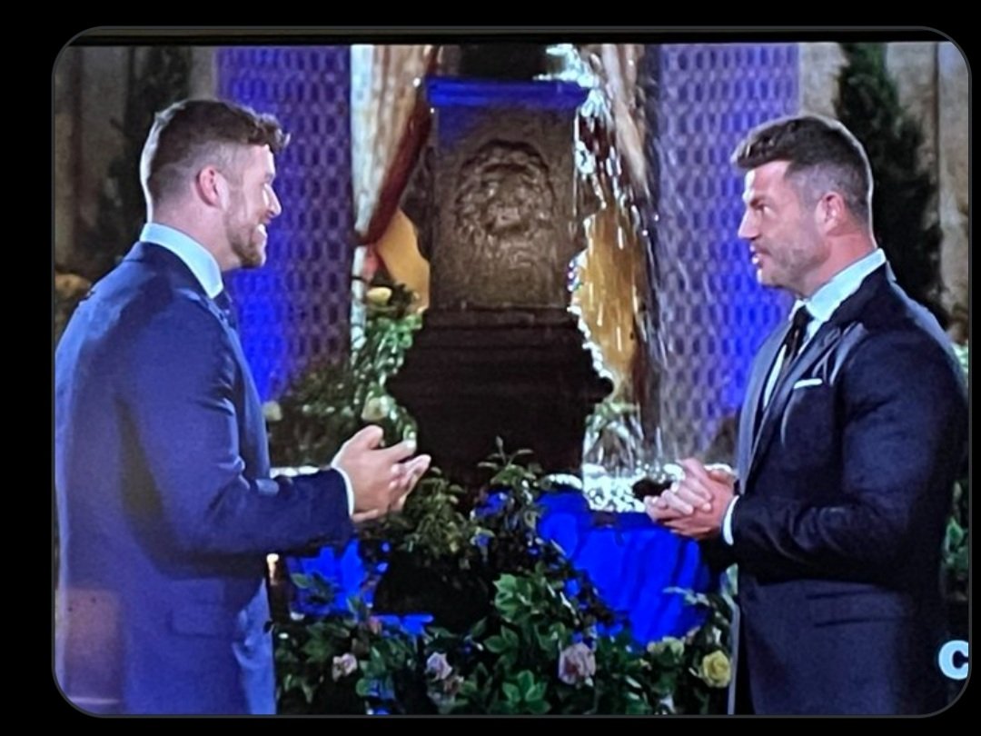 annamariab67's tweet photo. Who the hell is the #Bachelor ? https://t.co/1pRIwrGSwN