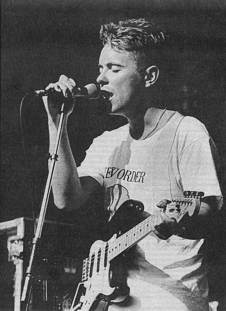 Happy bday Bernard Sumner
Born : january 4, 1956 