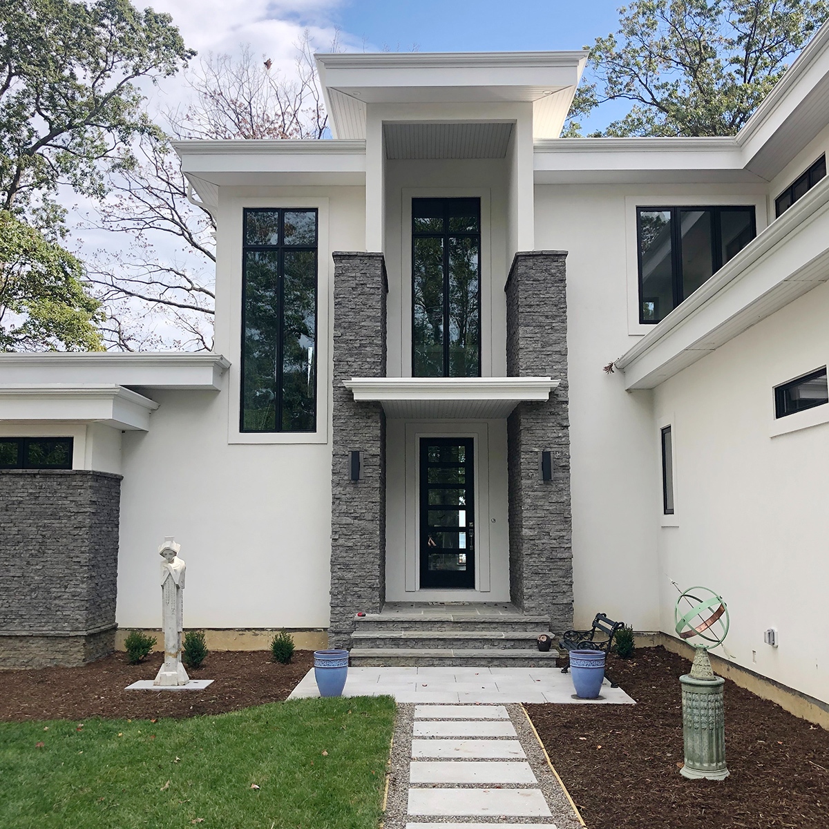 EvolveStone's tweet image. Wondering how to estimate the cost of a stone veneer installation project? We’ve got you covered with everything you need to know in our Cost Calculator Blog! bit.ly/32K25uo 
#StoneVeneer #ProjectEstimate #InstallCost

Style: District View
Color: Phantom Shadow