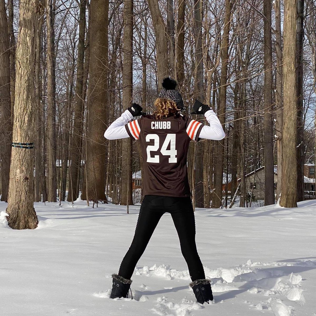 Maureen Lundi tweet media