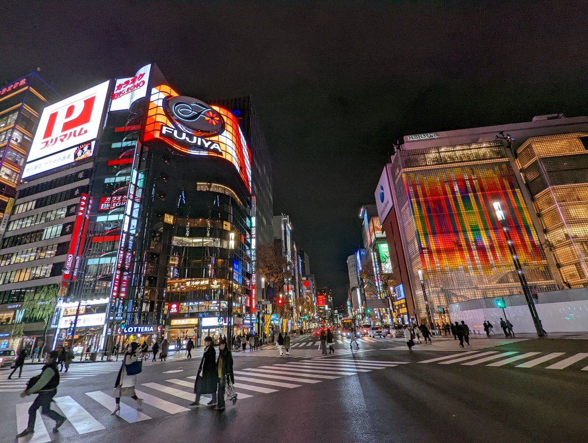 KiichanNexus4's tweet photo. GINZA
#Ginza #銀座 #2021Dec https://t.co/Y6kHUwLxUs
