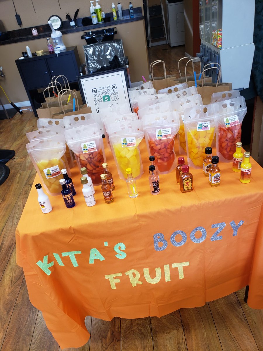blakasme's tweet photo. Kita's Boozy Fruit #FruitMadeFun ! https://t.co/vX2exVYBqB