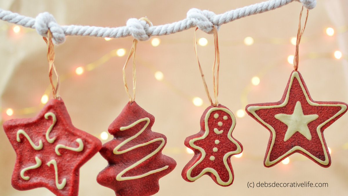 debsdecorative1's tweet photo. Do you love making gingerbread cookies?
 #kitchenorganizing #gingerbread #cookies https://t.co/lE2Vd4Pa74