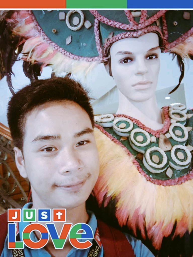MaxLim09's tweet photo. 😍 the dinagyang festival. ���😍 https://t.co/t7NUyCNbKX