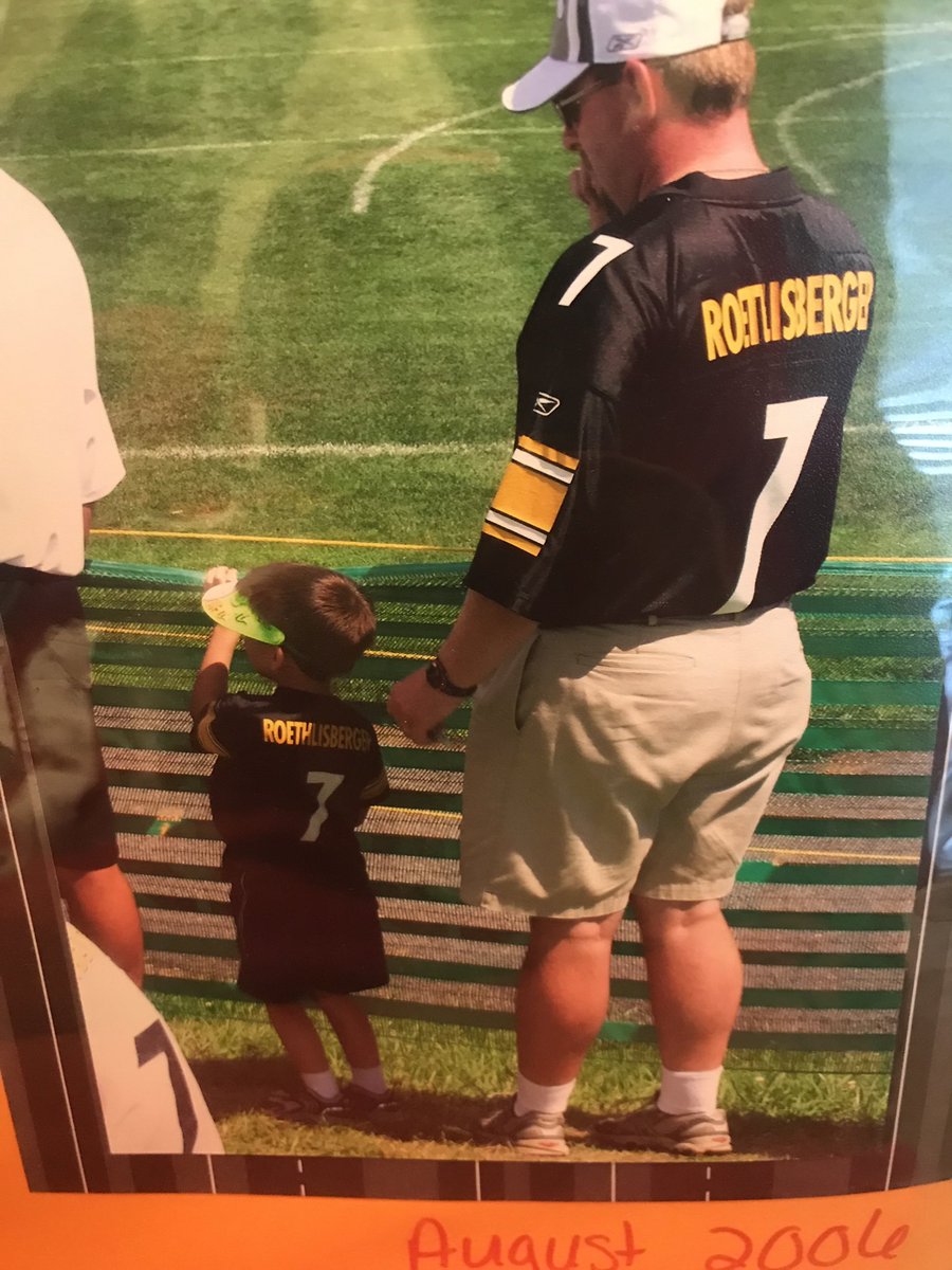 Thank you <a href="/_BigBen7/">BigBen7.com</a>!  You signed a football for a 6 year old and got a fan for life.