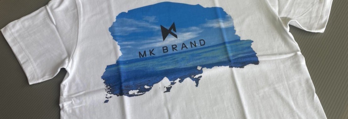 MKBRAND385's tweet photo. 【新年のお年玉プレゼント企画🎁】

応募期間2022/1/4〜1/9まで
当選された方には、直接DMを送らせて頂きます❗️

🏝MKBRAND オリジナルTシャツプレゼント
🐠1名様に画像のTシャツをプレゼントします（※サイズはSサイズになります）

応募方法
1️⃣ @MKBRAND385 をフォロー
2️⃣このツイートをRT https://t.co/gMDVNQ8Fzf