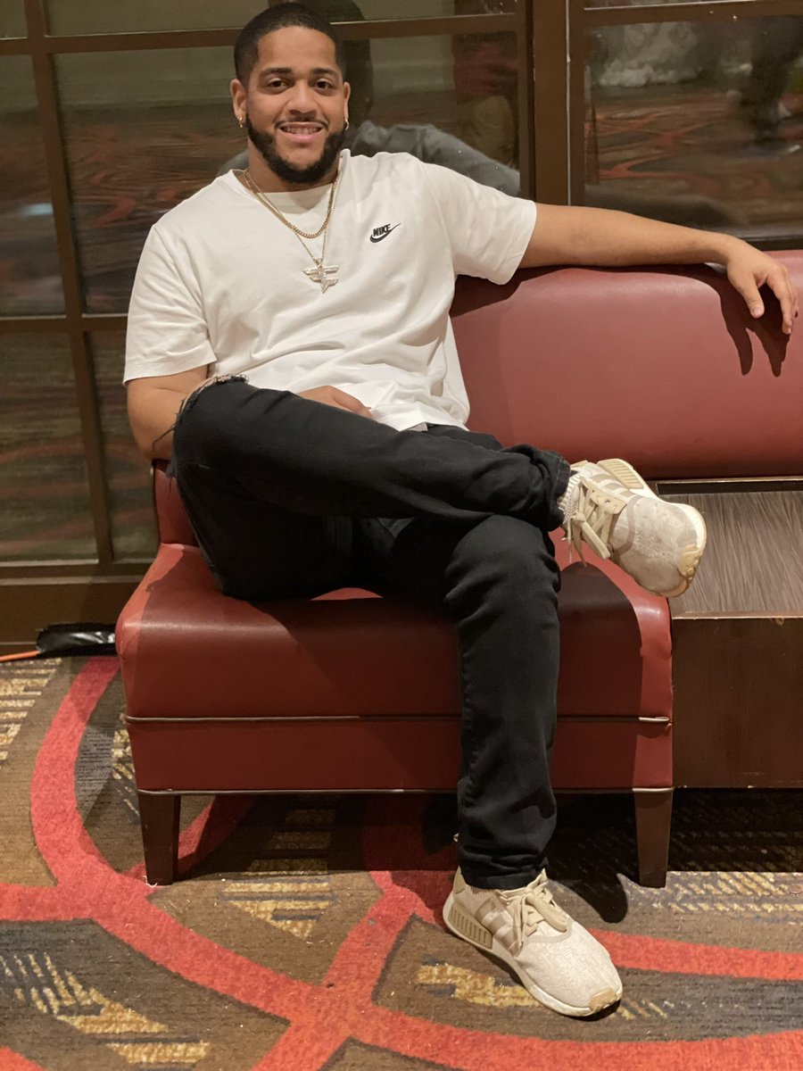 BroskieGray's tweet image. 26 years, Thankful and Blessed to see another Birthday, live life to the fullest! 🥳🍾🎂 #BirthdayLife #26andCounting