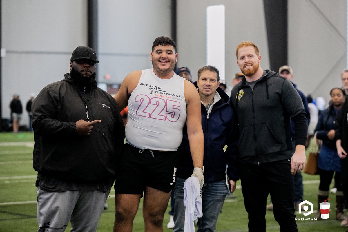 proformapp's tweet photo. Congrats to our #ProformApp Top Competitor at the @sixstarfootball Combine in St. Louis, MO, @ChayseTapp.
This honor goes to an individual who exemplified the “will to win” during position specific drills and during 1v1 competition drills.
#TrainWithThePros @sixstarfootball https://t.co/kLwuTe9mN0