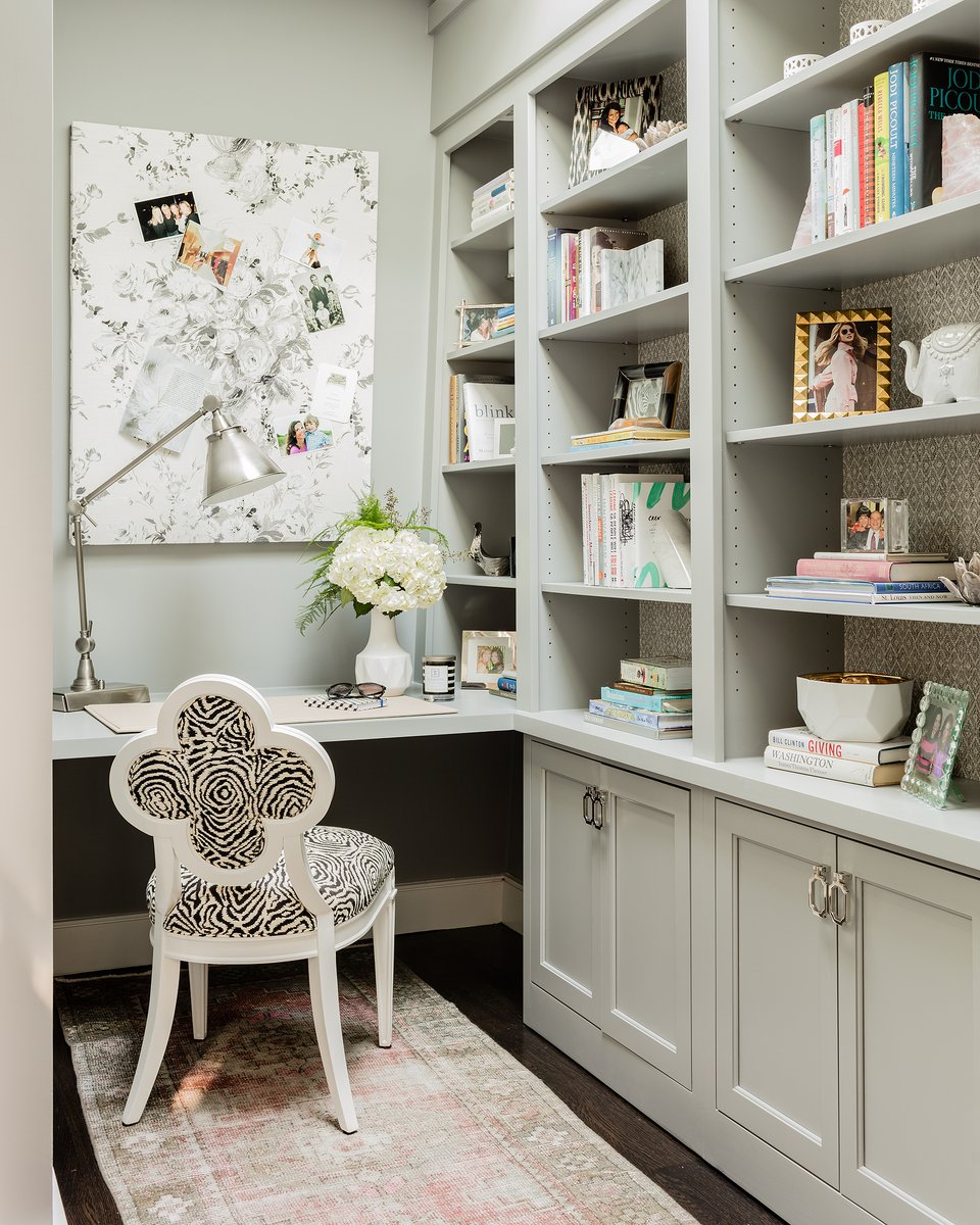 purebetterlife's tweet photo. A nice reading corner,  a space only belongs to you. You can imagine and build your own world without any limitation.
#ReadInBookOfBoba #office #officer #officechair #furniture #furnituredesign
https://t.co/Zga7tLsYc0 https://t.co/b2edfz2AQi