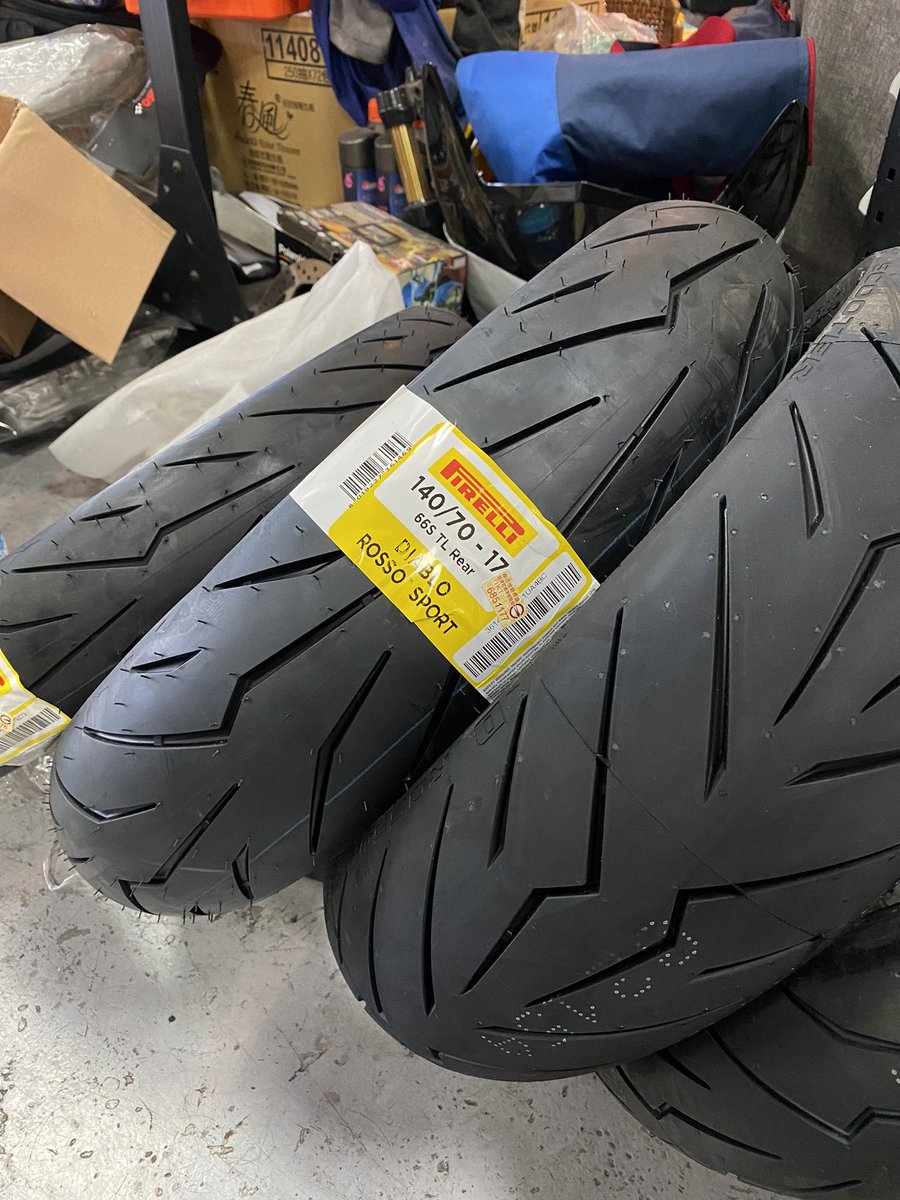 yuanli0402's tweet photo. Pirelli | DIABLO™ ROSSO SPORT👍
#Pirelli #SUPERCORSA #ROSSOSPORT #R15 #YZFR15 #ヤマハ https://t.co/RQRdVUAipa