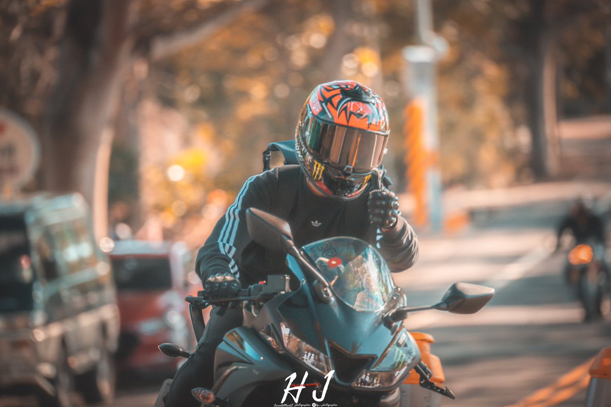 yuanli0402's tweet photo. Pirelli | DIABLO™ ROSSO SPORT👍
#Pirelli #SUPERCORSA #ROSSOSPORT #R15 #YZFR15 #ヤマハ https://t.co/RQRdVUAipa