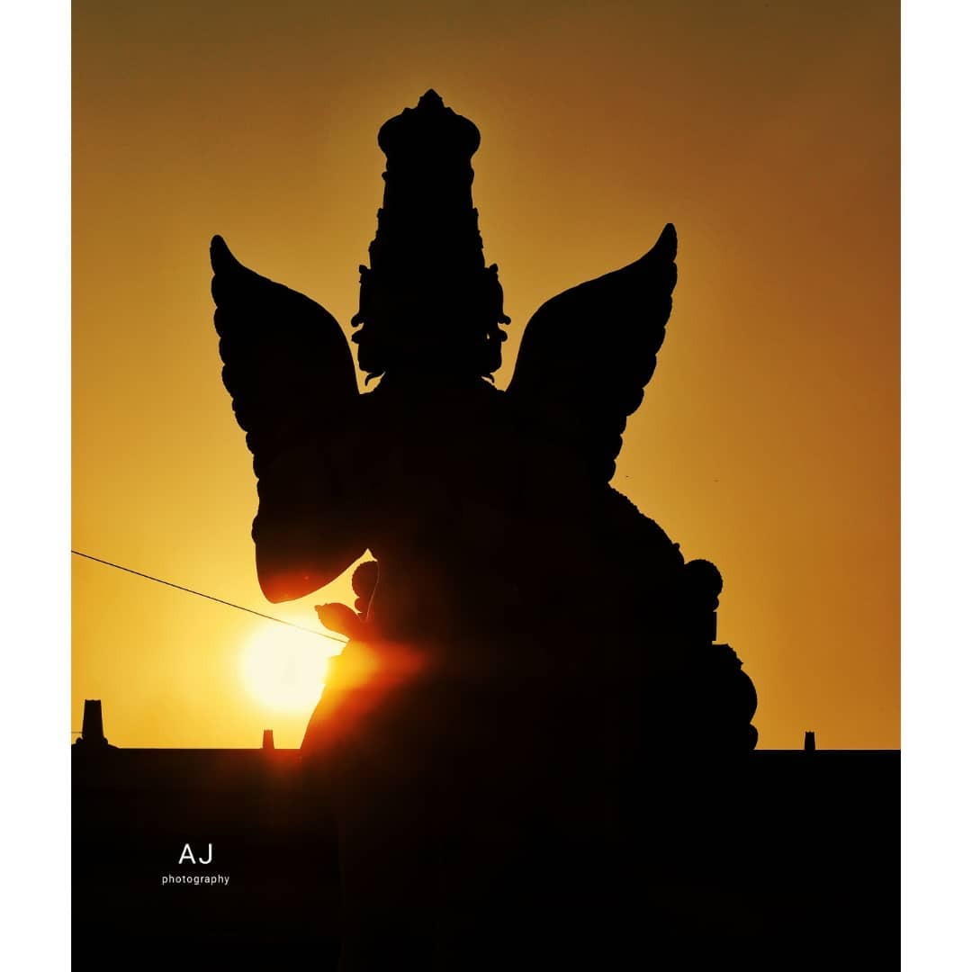 TirupatiUnited's tweet photo. Iconic statue of our Tirupati
Garuda deva statue,Alipiri
PC - @pictures_by_harsha
#garudastatue #tirupati #Tirumala https://t.co/m5DG070hHE