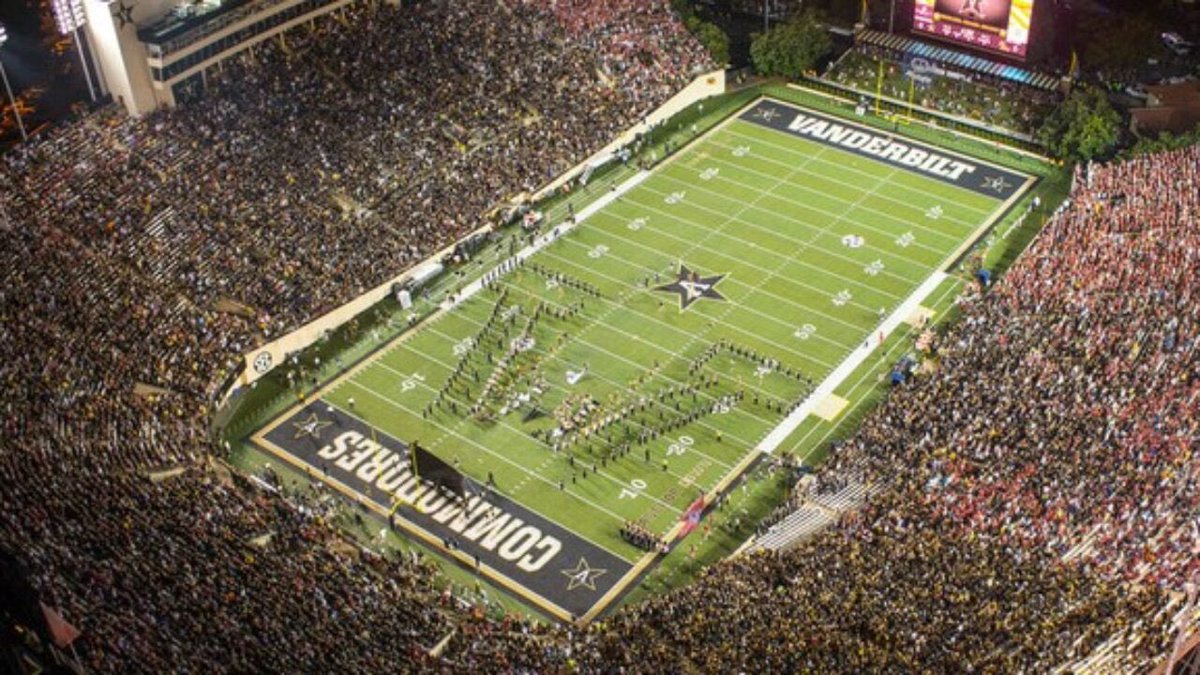 Beyond blessed and thankful to receive an offer from Vanderbilt University!!!!!!!!!!#AnchorDown ⚓️⬇️!!! <a href="/Coach_Minter/">Jesse Minter</a> <a href="/jimmythompson__/">Jimmy Thompson</a> <a href="/Coach_Lea/">Clark Lea</a> <a href="/VandyFootball/">Vanderbilt Football</a>