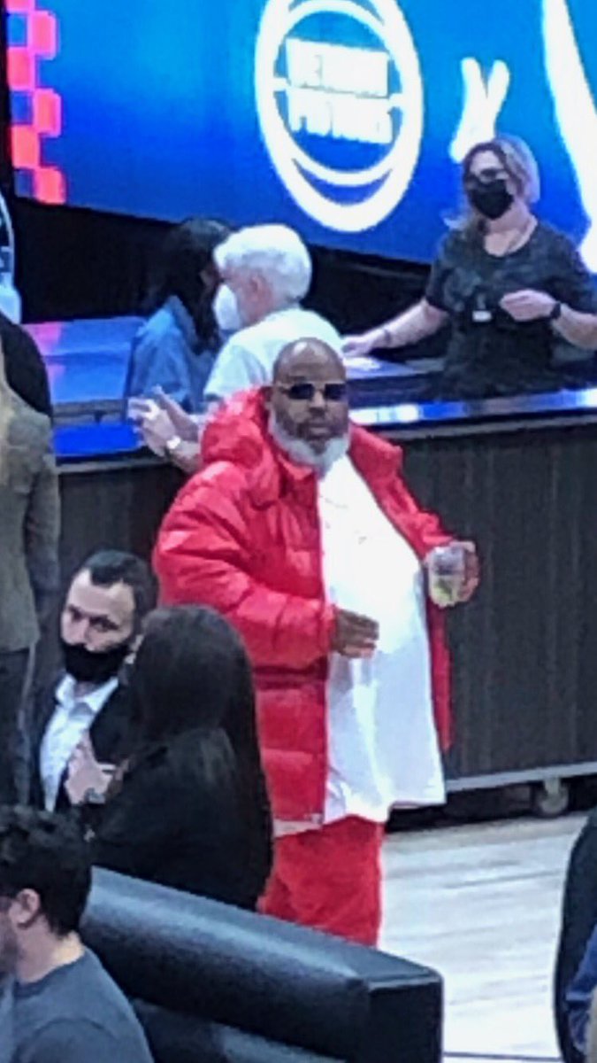 LePistons's tweet photo. Pistons stay undefeated since this dude started pulling up to the games https://t.co/0yJiqIOTB3