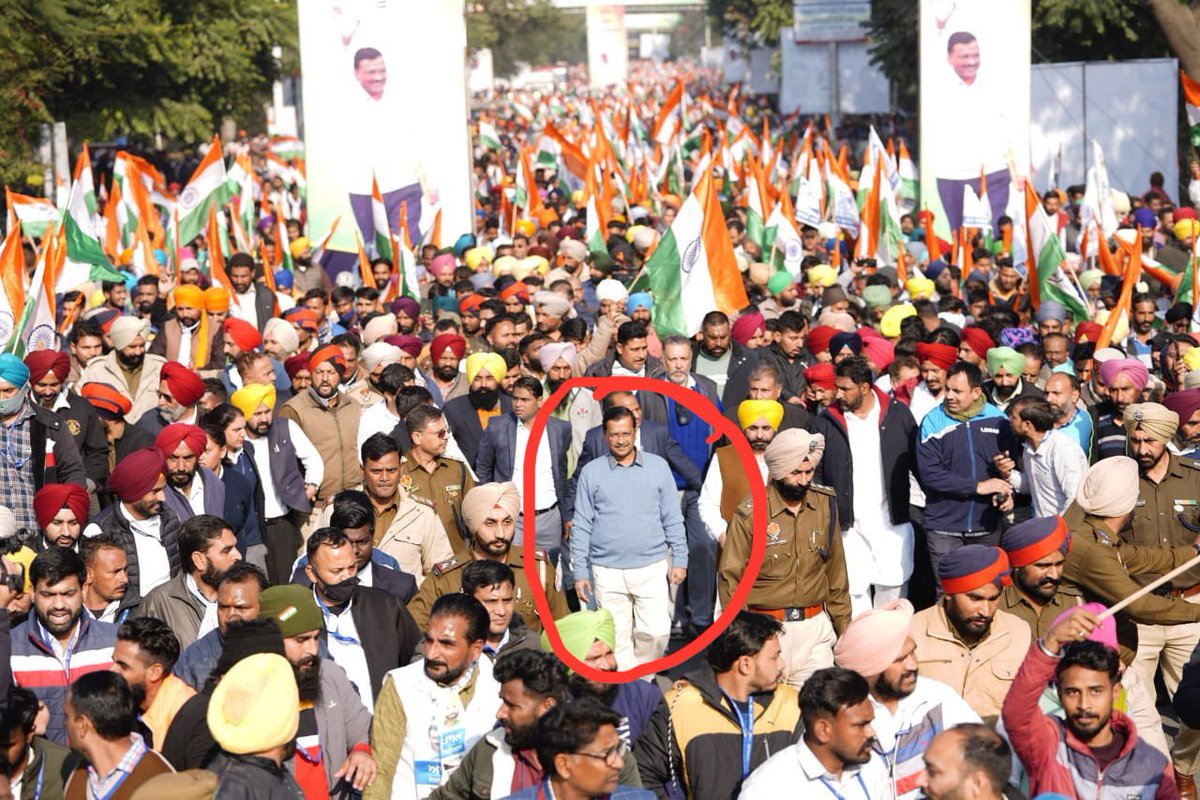AboutIndia's tweet photo. After holding political rallies attended by thousands, without following any Covid-appropriate protocols, the Chief Minister of Delhi has declared he has Covid. He wants everyone who came in touch with him to get tested and isolate. https://t.co/TreSSeqkCw