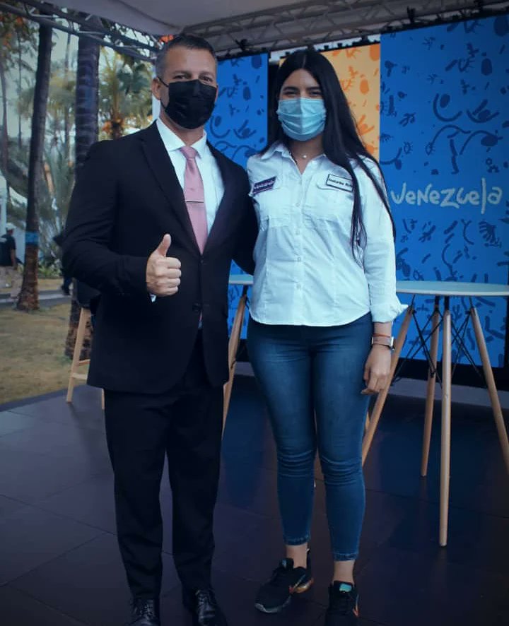 victorcrepano's tweet photo. Vamos pues @anakarinarotemora pero vamos a vencer 🤗🤛🇻🇪🤛🇻🇪📚📖
#juventud #patriotas #bolivarianos #lealescomosucre #sinreservascomomanuela
@Motorturismoven
@FitVen2021
@VENTELCA
A vencer...🤛🇻🇪🤛🇻🇪🤛🇻🇪🇻🇪📚🇻🇪 https://t.co/HlTqMqBwes