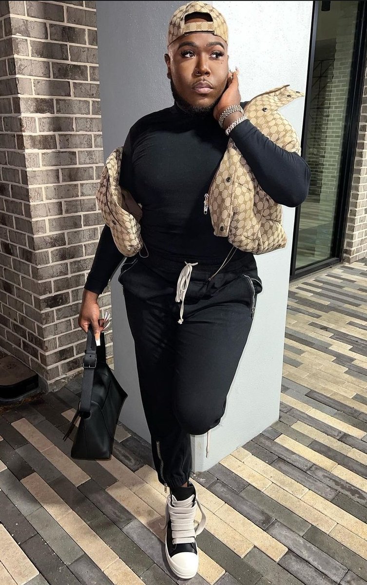 It ain't shit to drop a bag... purrrrr