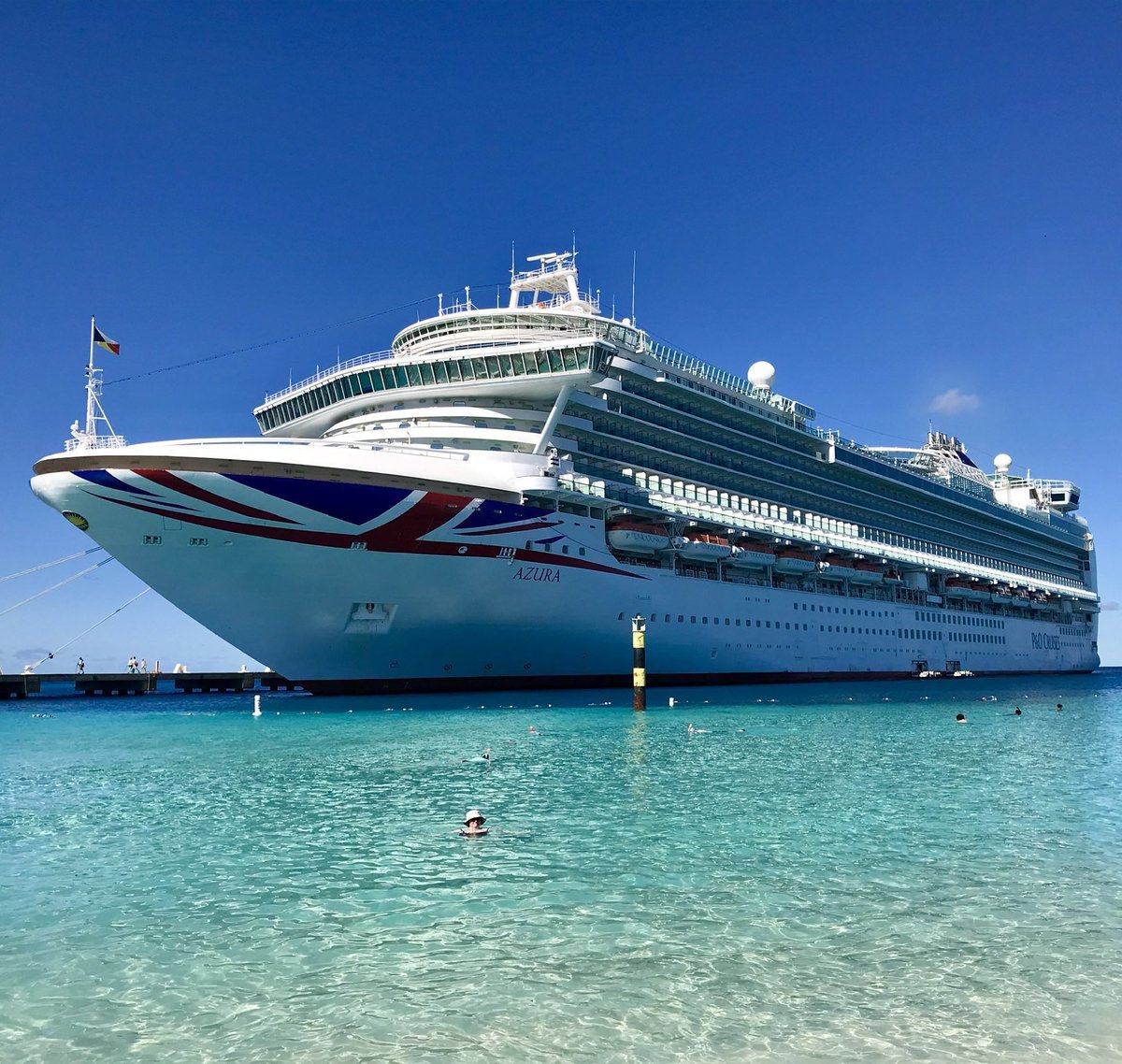 P&O Cruises tweet media