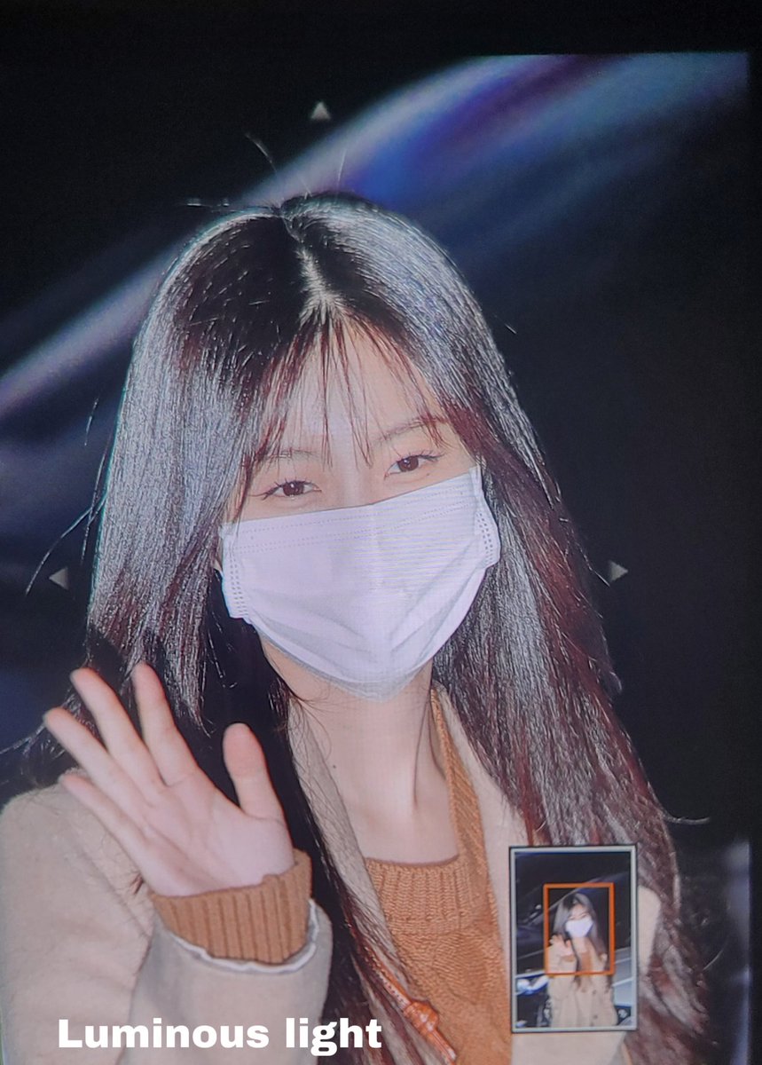 20220103  네이버나우 퇴근 

보고 십따!!!!!! ❤️😭
#강혜원 #혜원 #KangHyeWon #HyeWon #カン・ヘウォン