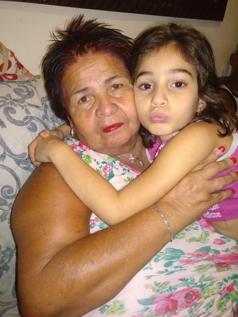 CauaSavio's tweet photo. Se beber mais linda da mamãe mora na casa da vovó cione🥰🥰❤ https://t.co/jgNj56R6l3