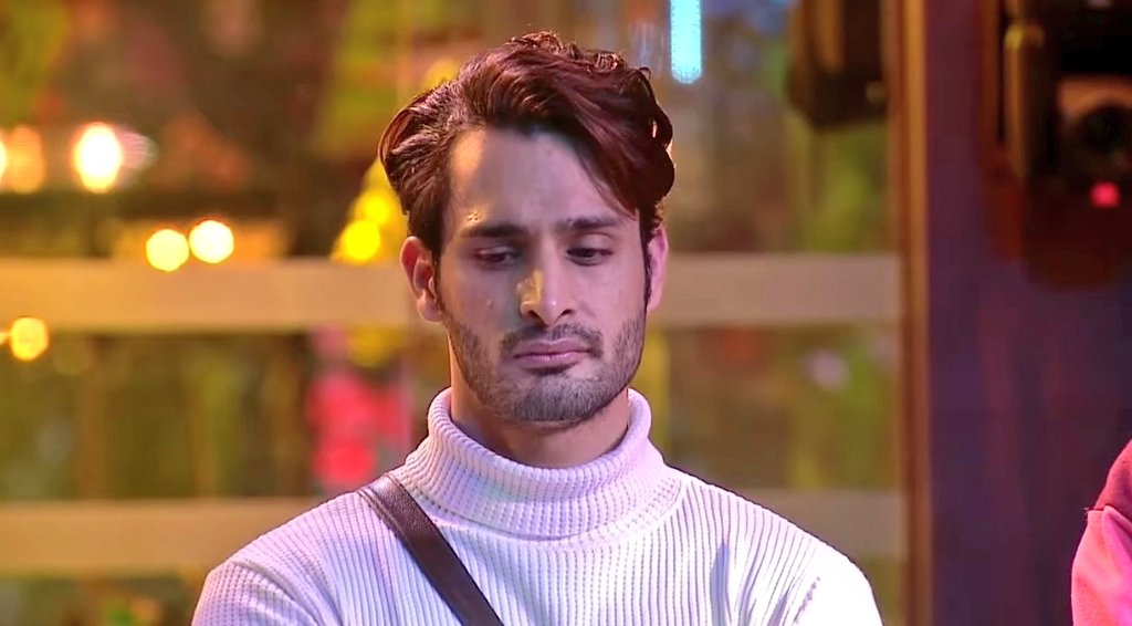 real_khabri_1's tweet photo. Who do you support in this Big Ugly Spat between #UmarRiaz &amp; #PratikSehajpal 

Like- Pratik
Retweet- Umar
Comment- Name

#BiggBoss15 https://t.co/i58ZbugASb
