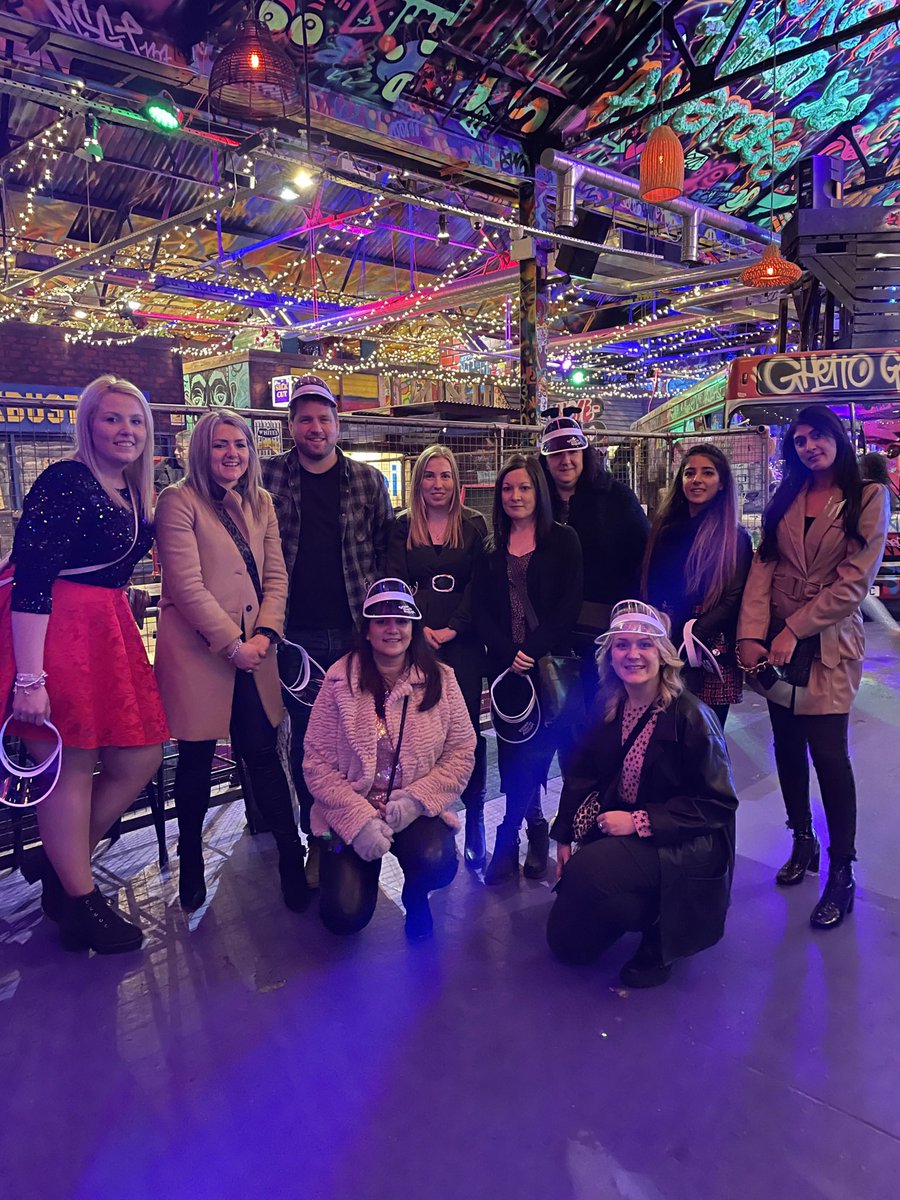 It’s been exactly one year since I joined the legal team @InchcapeUK!

Despite predominately working from home for most of that year, I’ve managed to meet so many people across the business and make great connections.

Thank you everyone for a great first year. Roll on year 2!