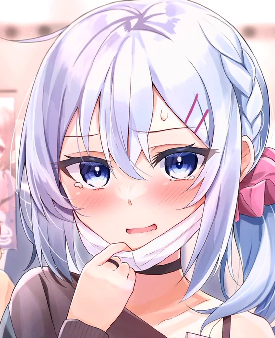 白髪ロングツリ目女子はいいぞ、、、!! 