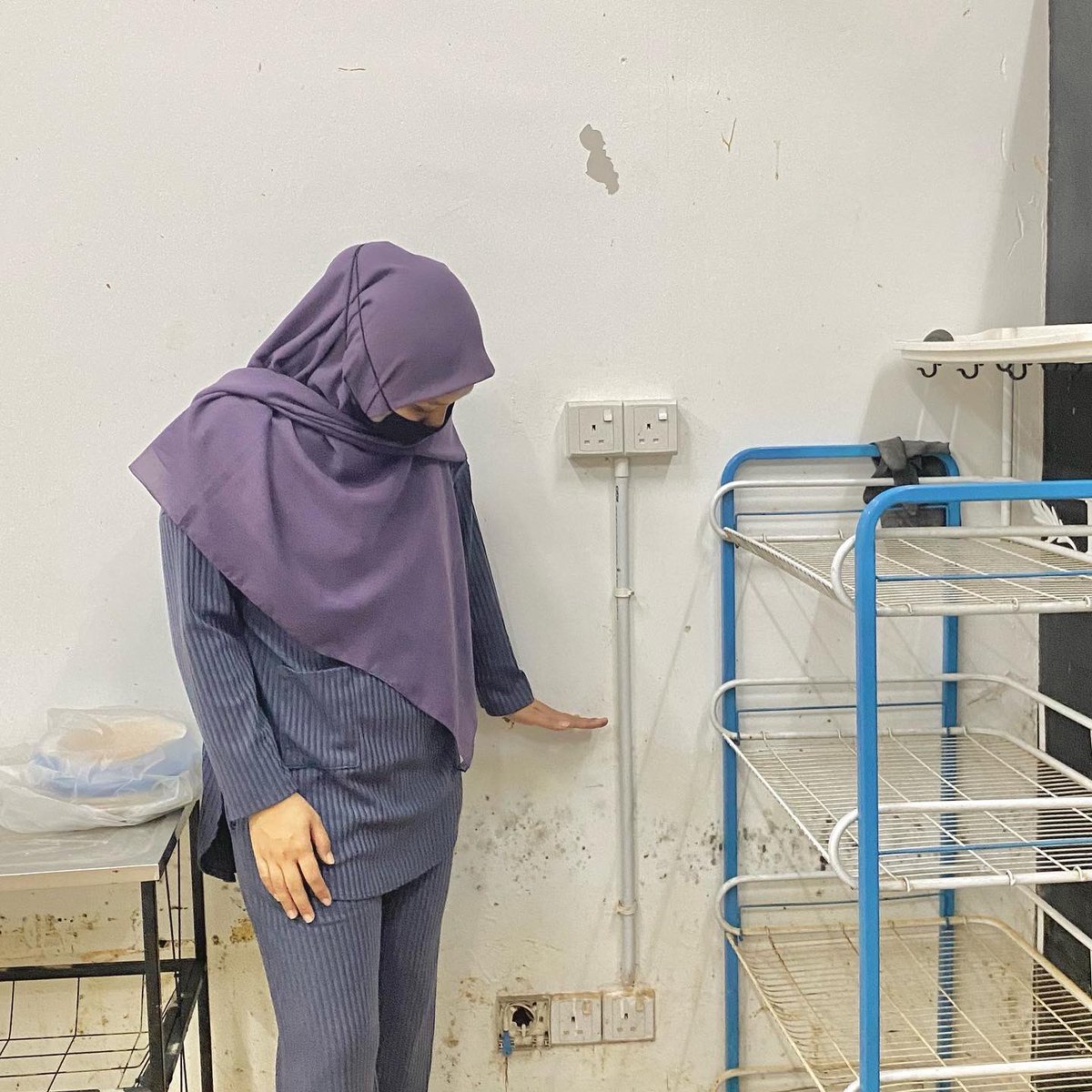 syierahamidee's tweet photo. Hanyut semua nya 😢

Allah swt sebaik baik perancang, 80% dah pindah seminggu sebelum. 20% bukan rezeki saya💛 https://t.co/OL0Da3oO92
