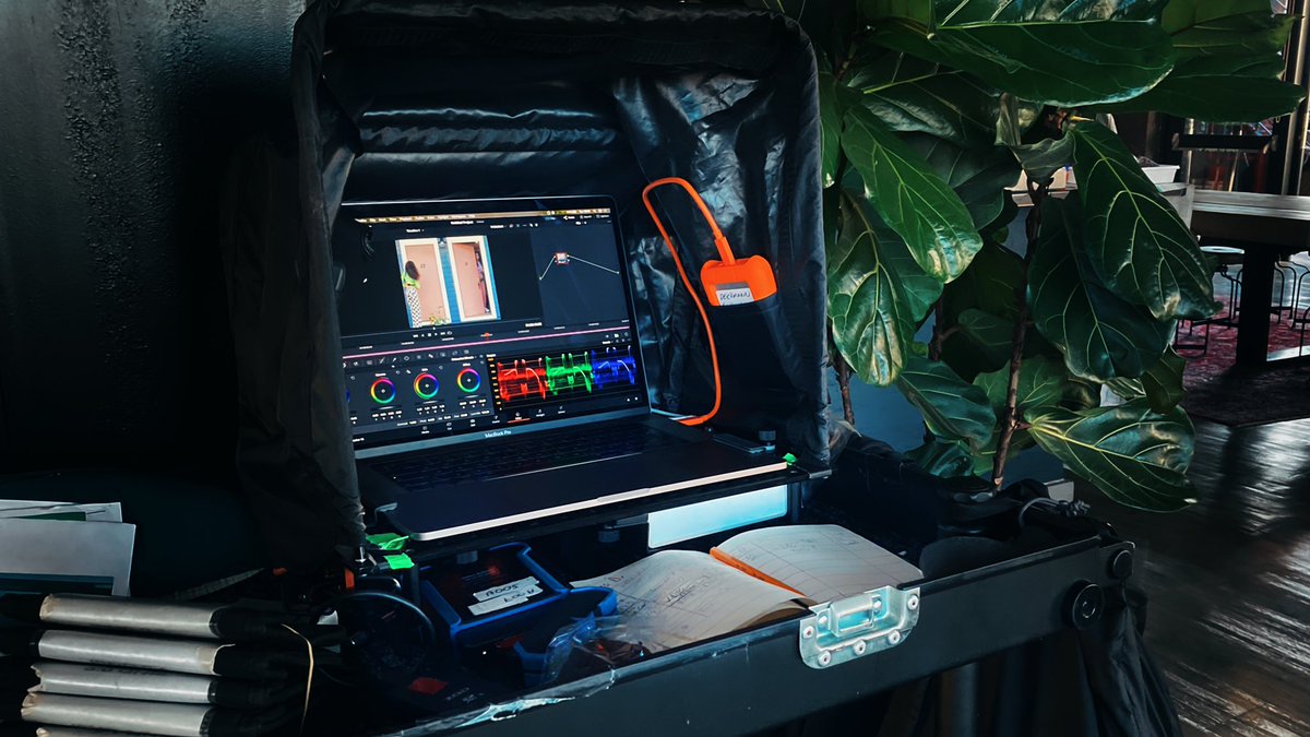 Euvrard_Loubser's tweet image. 🎬 Fun shoot at that same location we shot a few months back for the Castle campaign 🍺🏙 Stunning views of Cape Town 🌍🎞 Processing with a view 😜
#onset #lovecapetown #dplife #setlife #onlocation #productionlife #davinciresolve #timelinetuesday #DIT #dataimagingtechnician