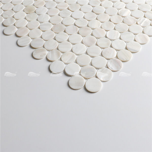BluwhaleTile's tweet photo. As one of the oldest decorative materials, shell mosaic is still used in various decoration cases. Now it is a new year to give new light to this traditional material.

more detail please visit:https://t.co/icb7wVe1TX

#motherofpearl #pennyround #shellmosaic https://t.co/3jIijuPT5q