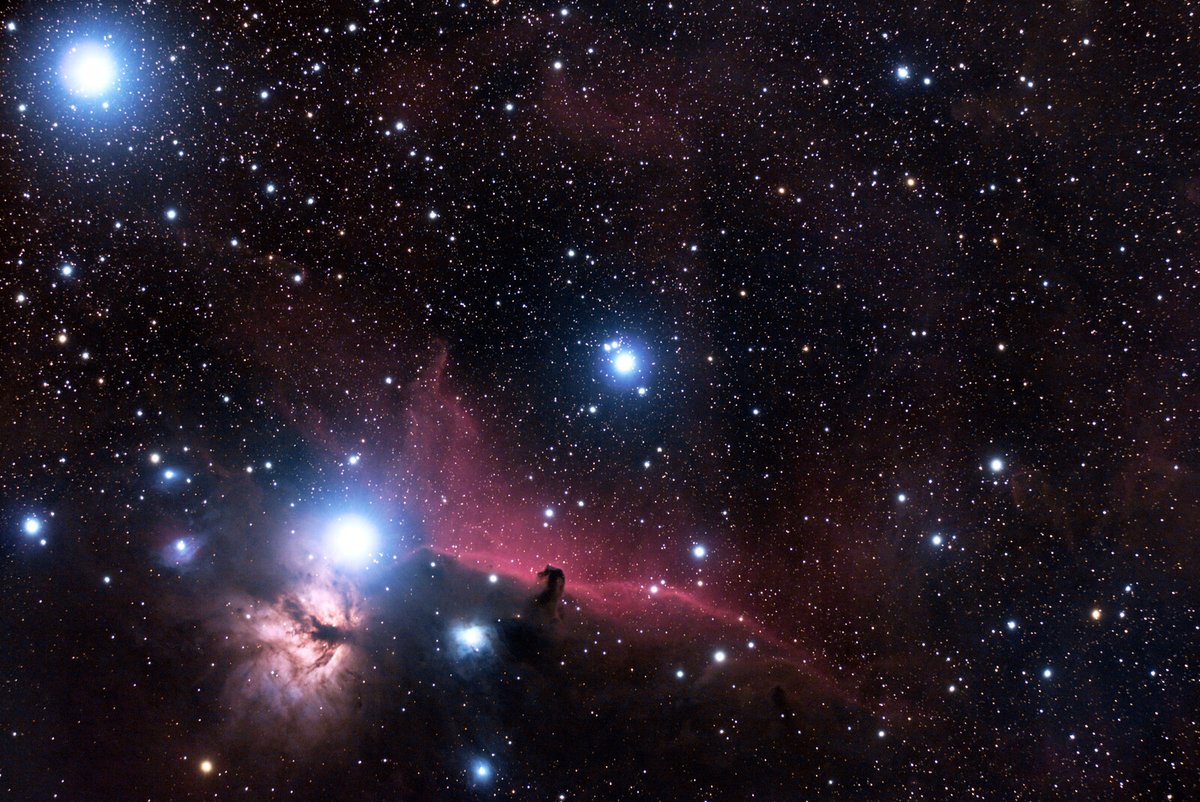 Spacehttp_'s tweet photo. Horsehead and Flame Nebulas along with two of the jewels in Orion's Belt

#Sky #Atmosphere #Black #Nebula #Galaxy https://t.co/FXUQI5oMBY