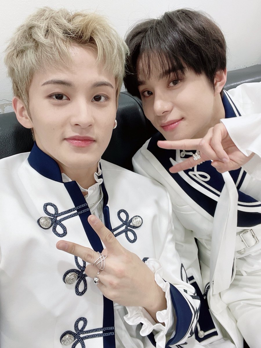 mkjwduce's tweet photo. 알티 추첨 두분께 드려요
모두 행복하세요,,,
저도 댕행복하네요 https://t.co/y4NnBl9RLZ