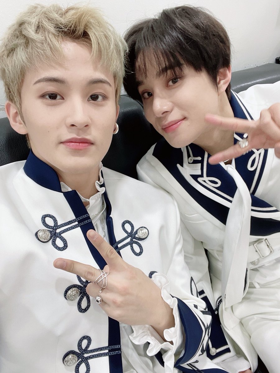mkjwduce's tweet photo. 알티 추첨 두분께 드려요
모두 행복하세요,,,
저도 댕행복하네요 https://t.co/y4NnBl9RLZ