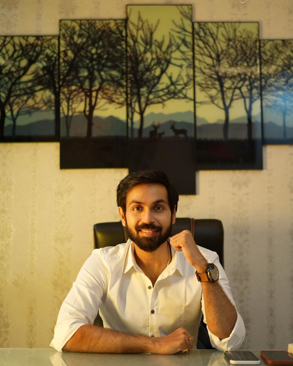 ActorMaanas's tweet photo. Many have been asking for these pics. Taken at my office by #infeelphotography thanks for the lovely clicks. Hope you like them 😇

#maanasnagulapalli #biggboss #bb5 #hyderabad #biggboss5  #teluguactor #telugufilmnagar #biggboss5telugu #biggbosstelugu5 #teammaanasnagulapalli https://t.co/weQ0JoMTMI