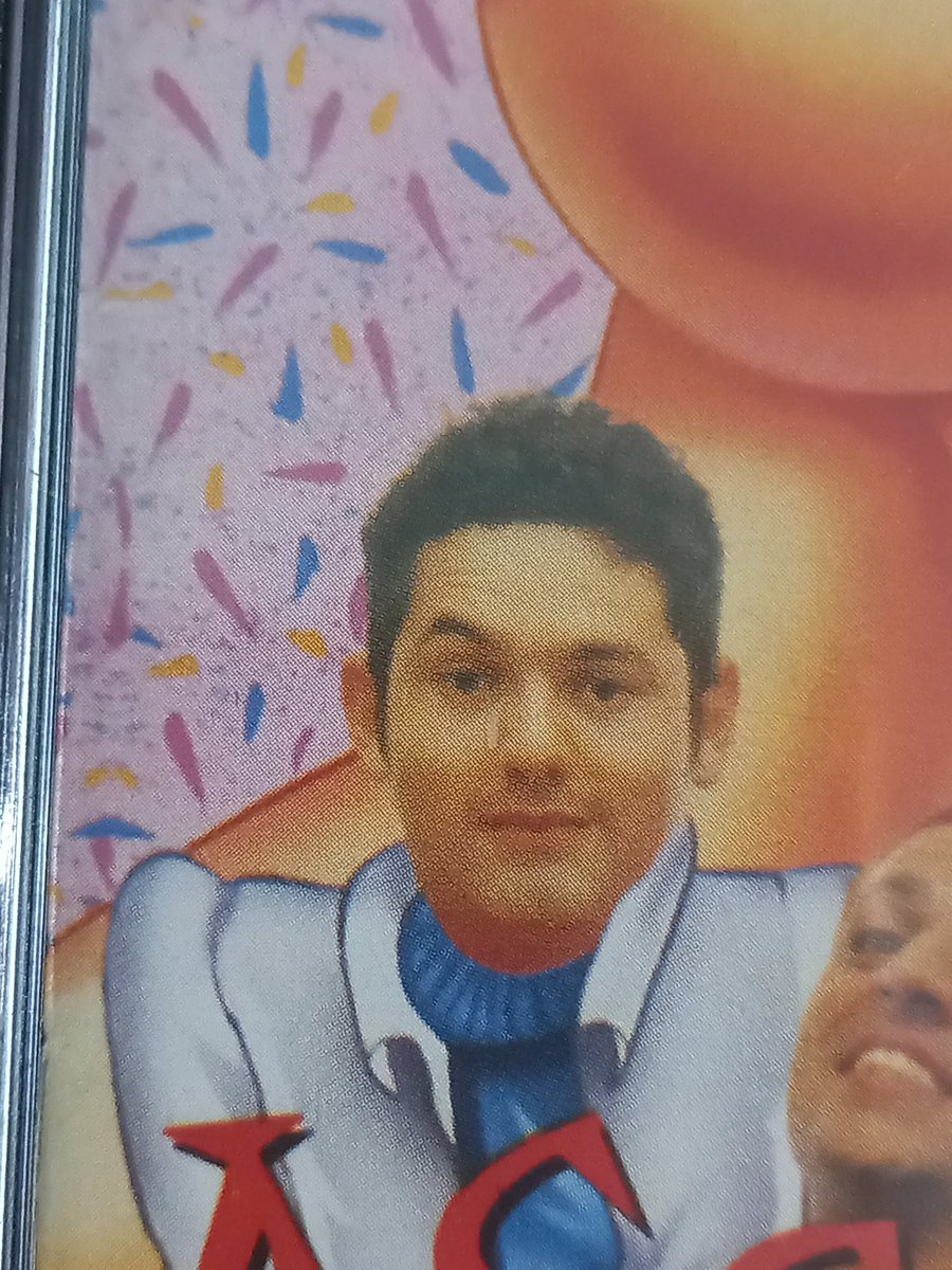 taylouiz's tweet photo. 🤨

FELIZ ANIVERSÁRIO JULIO RASEC https://t.co/E6O70Rj9iD