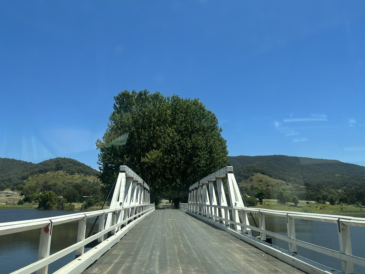 Elllsee's tweet photo. Holidaying locally trying to avoid COVID! #WeeJasper #EdenMonaro https://t.co/sezTPPDwOR