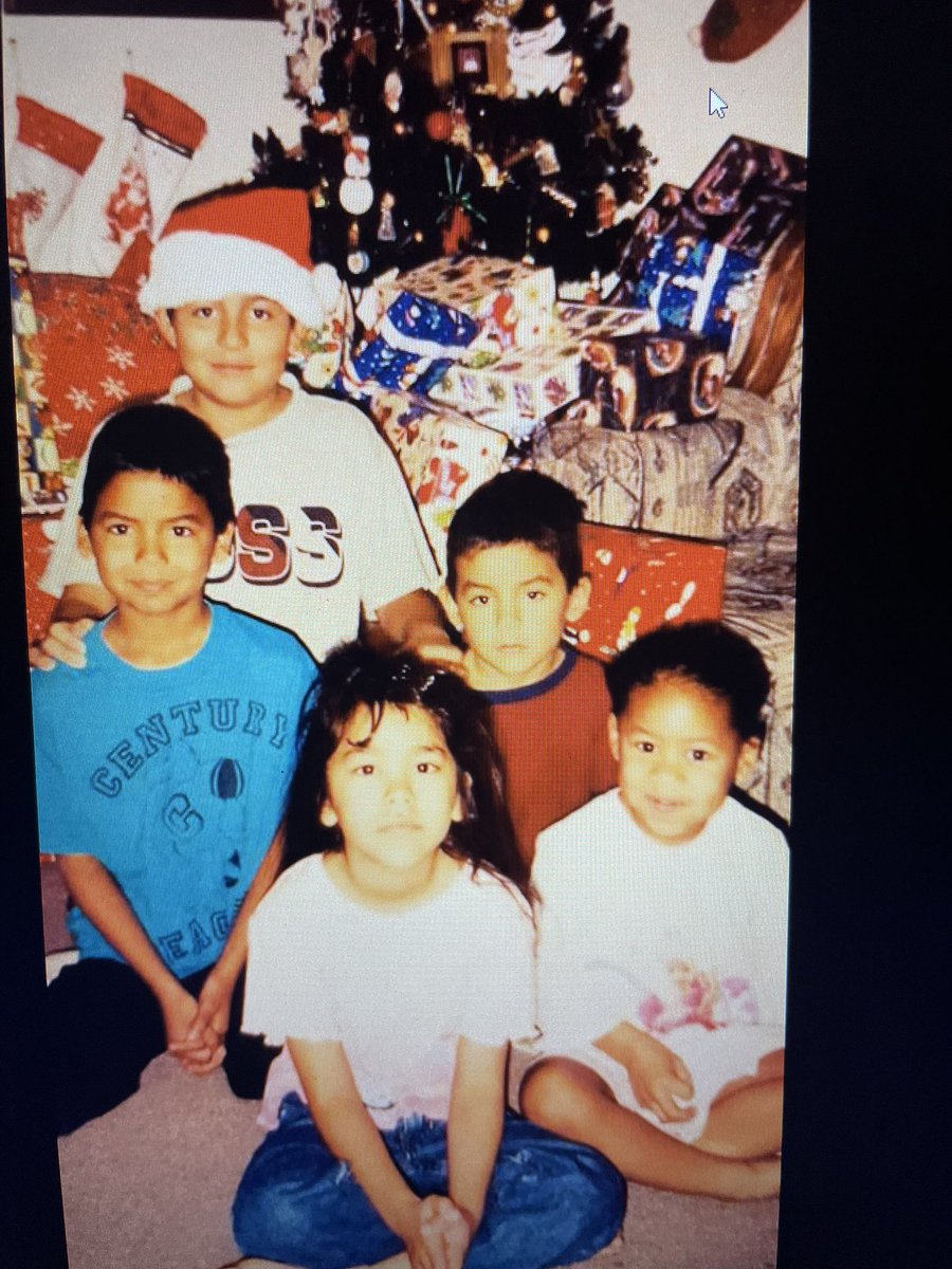 briflea1997's tweet photo. 💜 https://t.co/Jycxqv2OVu