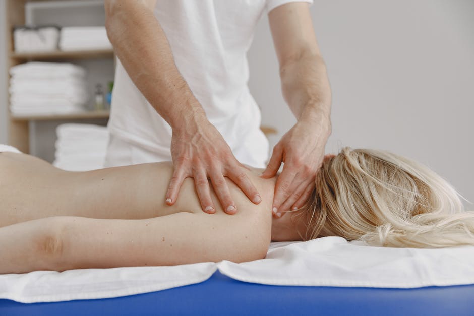 Massage is the methodical manipulation of muscles &amp; soft tissues for the relief of discomfort &amp; tension.
We Treat...
Postural Pain, Stress &amp; anxiety, Back Pain, Sports Injuries, Muscle Tears, Headaches, Tension &amp; Insomnia.
For more information DM or call on 0151 345 6823 😀
