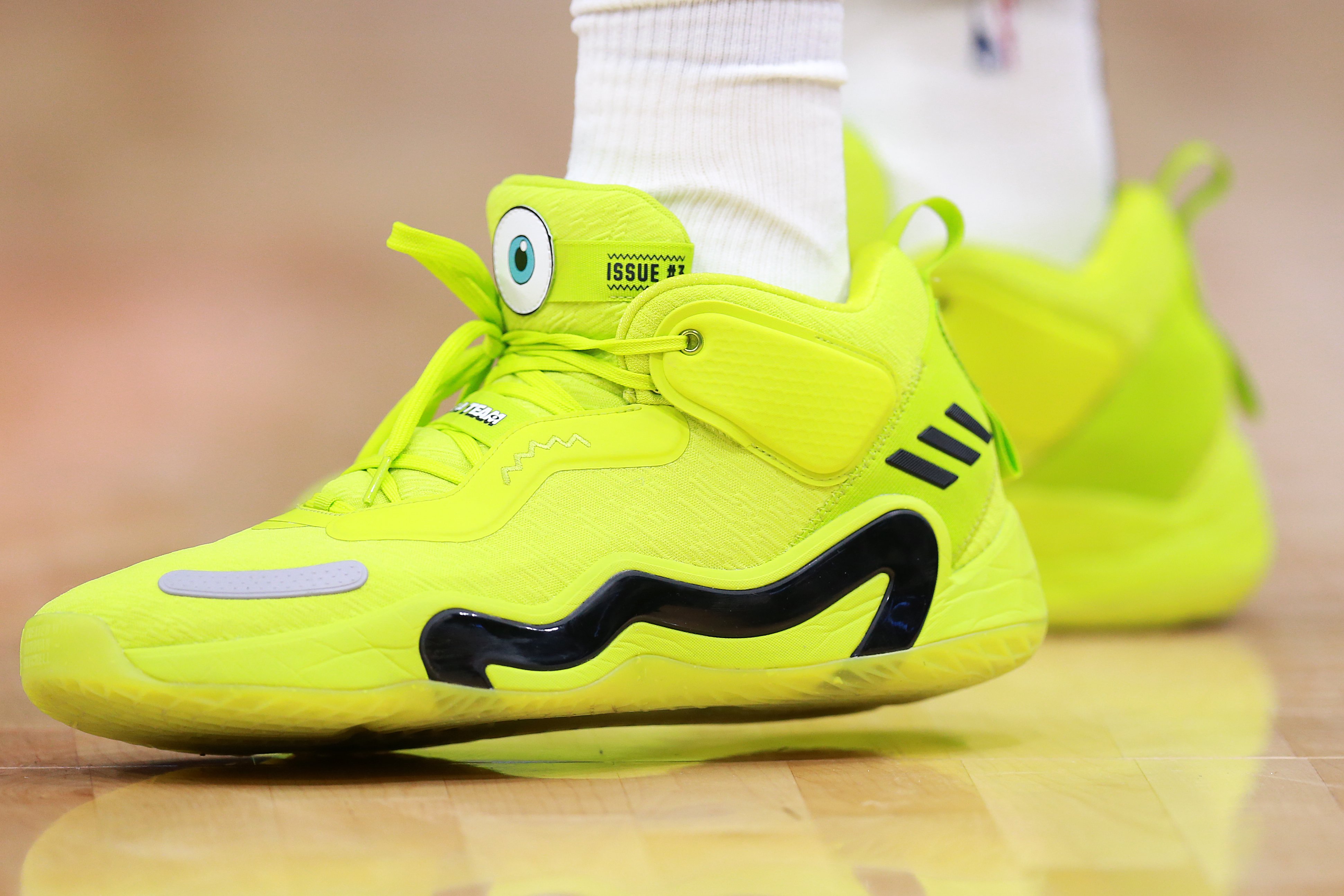 Adidas Donovan Mitchell Issue #3 Mike Wazowski Monsters, Basketball ...