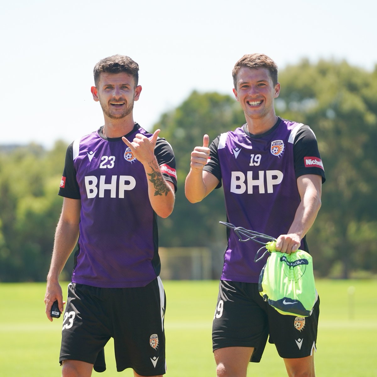 PerthGloryFC's tweet photo. It feels great to be back training on home soil again 🙌
#OneGlory https://t.co/KwM7eFfPkx