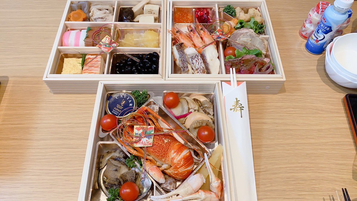 Michi (@tmtomtomm) on Twitter photo 