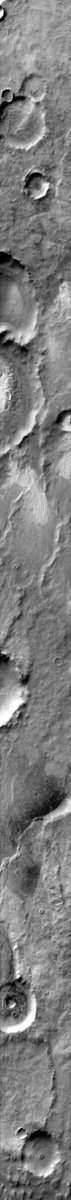 NASA_photo_bot's tweet photo. Dunes in IR Terra Cimmeria https://t.co/APBWnJLtgK https://t.co/oyNDbbrMsQ