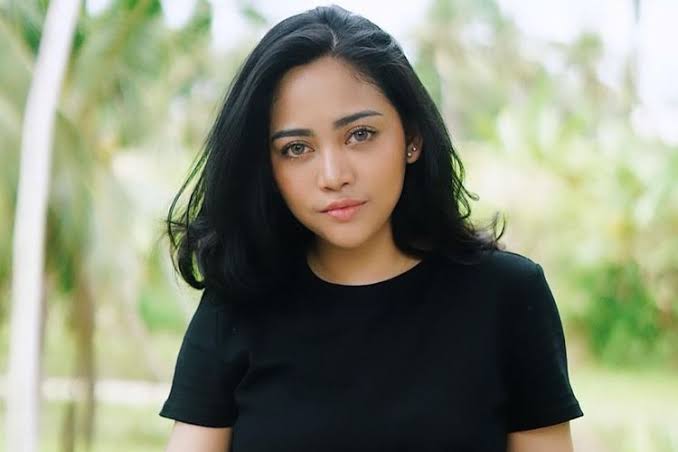 mazzini_gsp's tweet photo. Manusia paling sopan di Indonesia https://t.co/9XTcghUqhQ