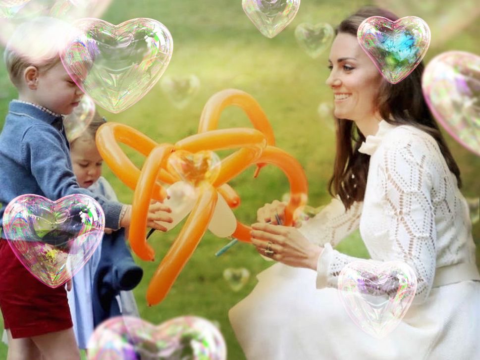 D_Jy2huys's tweet photo. I saw on pictures how she interacted with not only with her children but also the children she met. She has always shown her interest, love, compassion and sensitive responsive ❤️❤️
#KateAt40
#childrenprincess
#DuchessofCambridge https://t.co/emwZk8jOoI