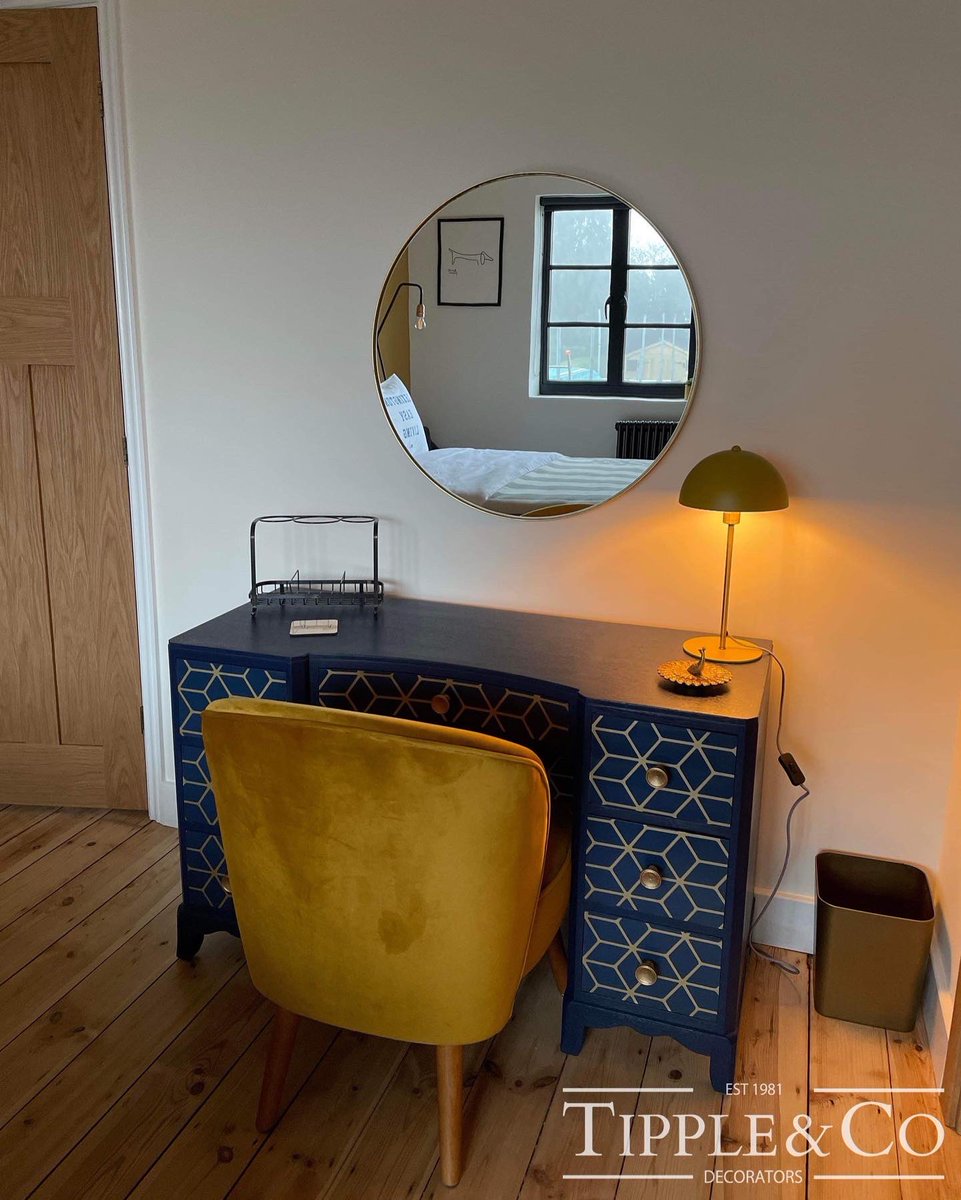 tippleandco's tweet photo. Happy New Year Everyone 🥳👋🏼 we had a social media break over Christmas, it was very much needed 😊 

Here’s a few photos of a recent job we completed 🙌🏼 aren’t the colours just fab! @farrowandball India Yellow 💛 &amp; Pointing 🤍👌🏼 

Our customers certainly have style 👌🏼👌🏼👌🏼 https://t.co/FQq8bHi7hV