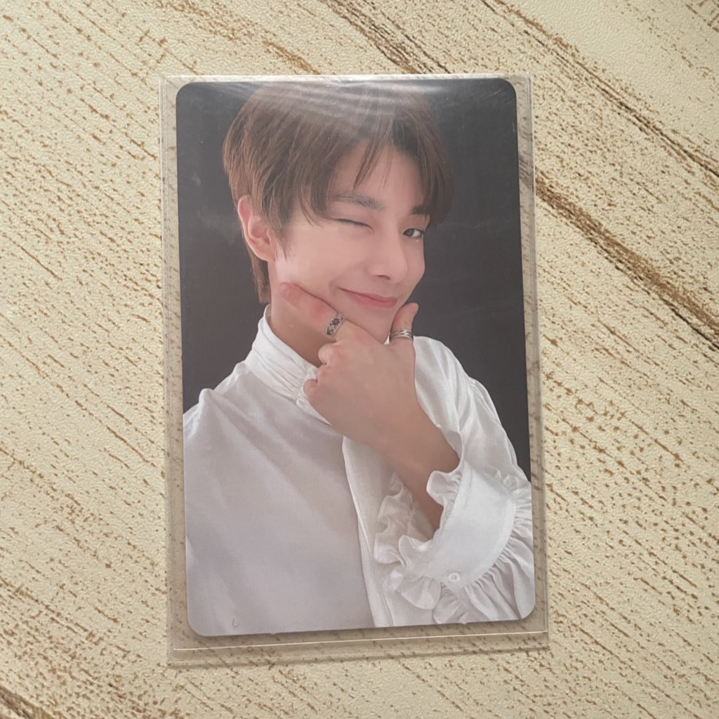 1208karrt's tweet photo. #lilsmails | ♡

hello ! jake pogi came home today tysm @only4jae_hope for making my first bnstwt transaction smooth !! tysm also for the secure packaging and freebies til’ our next one !

#deefeedback https://t.co/7fYehaf45N