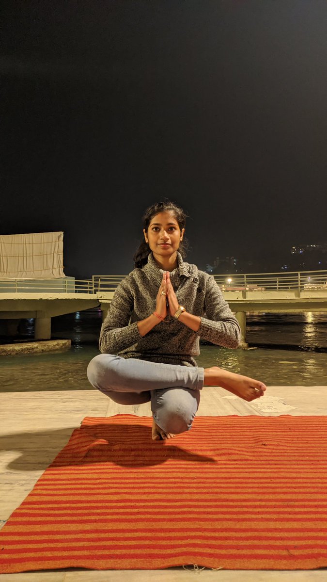 Harshitayoga's tweet photo. New Year, New You!🧘
Embrace the new year with the resolve to see what opportunities each new day offers.
Happy New Year 💫

#NewYear2022 #Newyou #2022Goals #yogagirl #yogalife #yogapractice #resolutions2022 https://t.co/njbUXREPDI