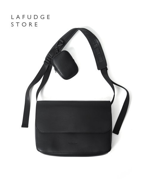 be_myfav's tweet photo. กระเป๋า mini cross Bag แบรนด์ LAFUDGE OUR MAN

Size : 19*27*5 cm

💥 ลดเหลือ 1,890฿ ส่ง70/90฿

#ชี้เป้าโปรถูก #ชี้เป้าของถูก https://t.co/oNKLBdRoj2