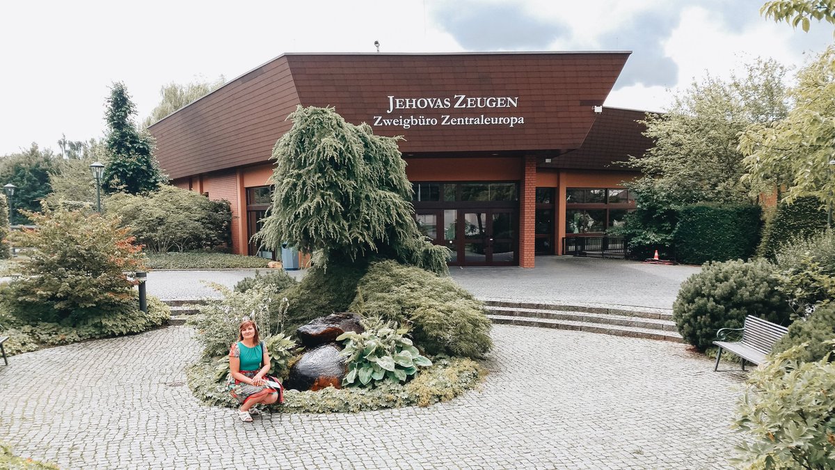 we had a small trip 3 year ago - memory- #JW #JehovahsWitnesses #jehovasZeugen #branch #Zentraleuropa #jwwitnesses #jwphotographer #jwphoto