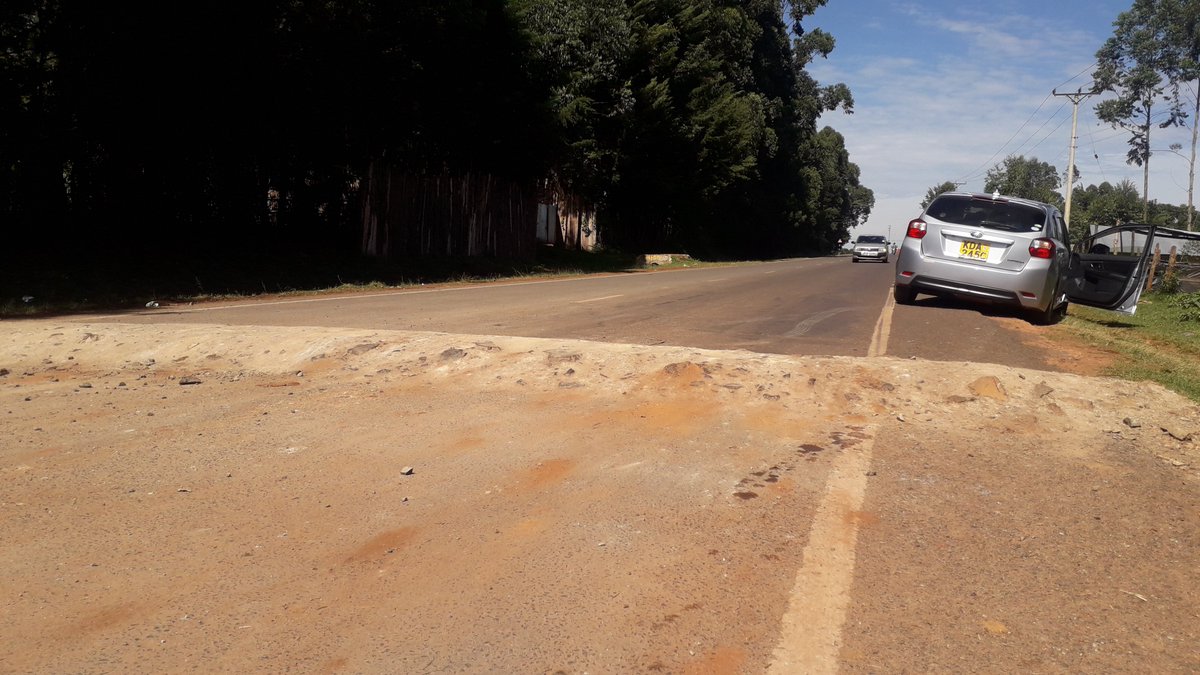 Laanken's tweet photo. @KeNHAKenya @ntsa_kenya @NPSOfficial_KE Please assist these people erect a proper road bump..litein cheborge road.This is a dangerous bump! https://t.co/NogClE4SUT